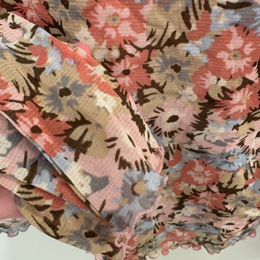 Vintage Y2K Floral Lettuce Hem Mesh Fitted Stretchy Top Size Large - Picture 14 of 15